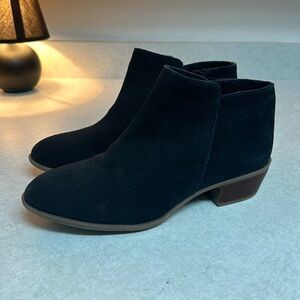 Diba Navy Blue bootie